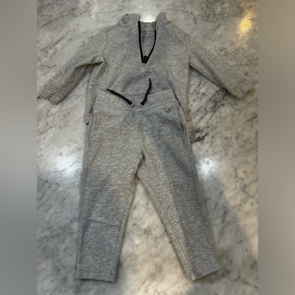 18-24 months Baby Jogger outfit